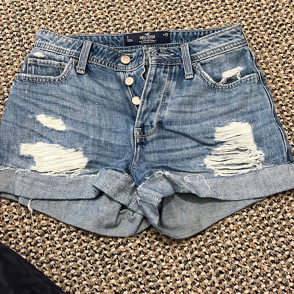 Hollister shorts size 1